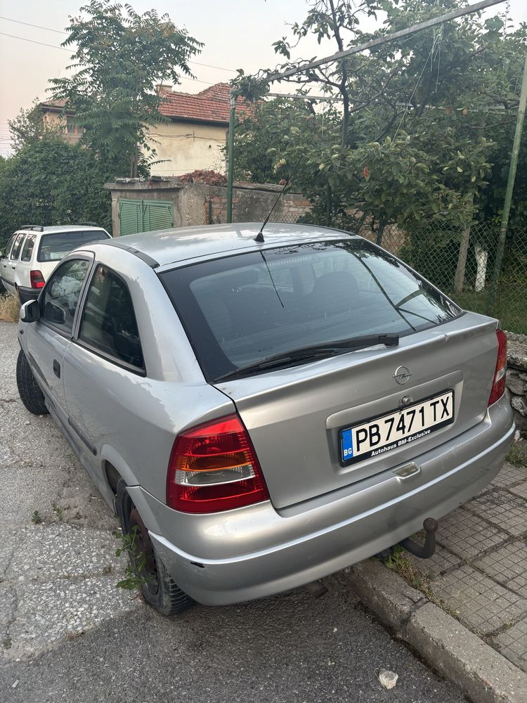 Opel Astra 1.6 V