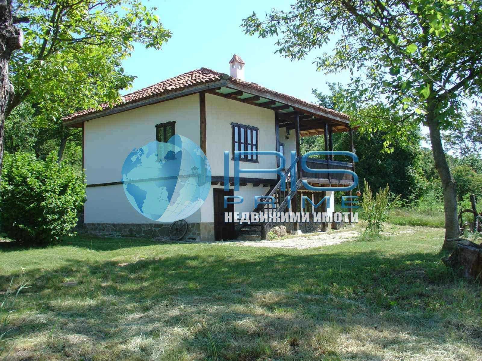 Реновирана къща , с.Александрово