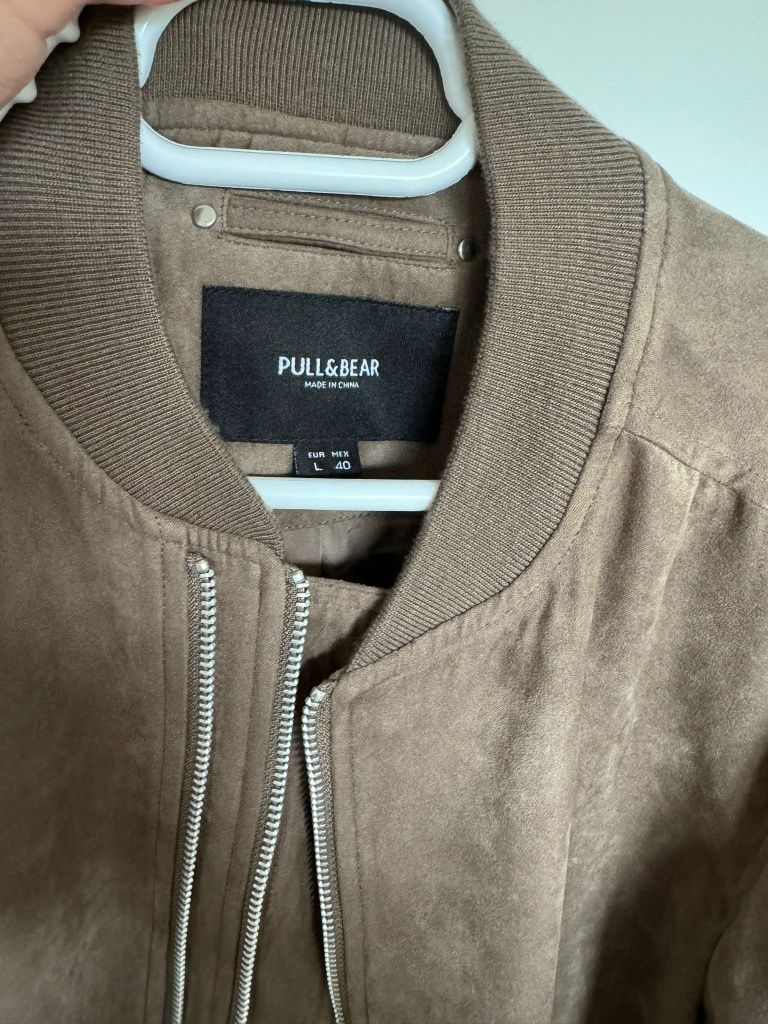 Geaca pull and bear, nu zara, guess, tommy bershka