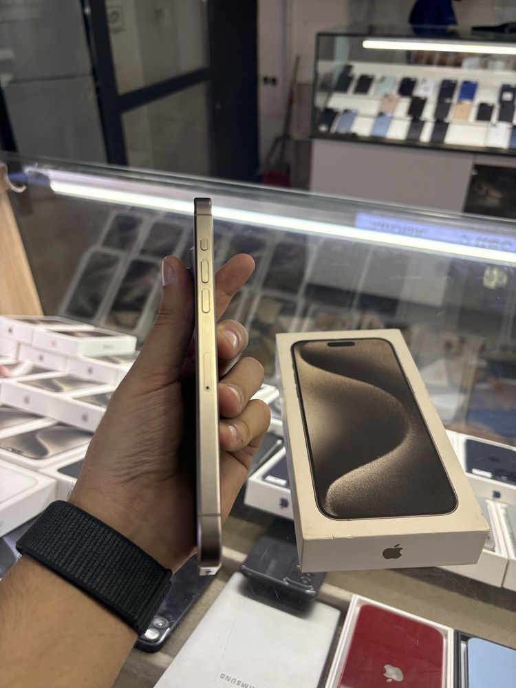 iPhone 15 Pro Max 256 gb natural 100%