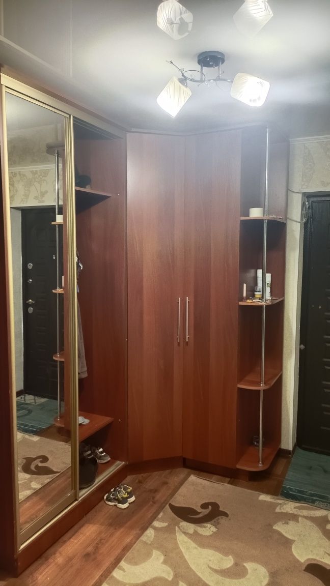 Продам прихожую в хорошем состоянии.