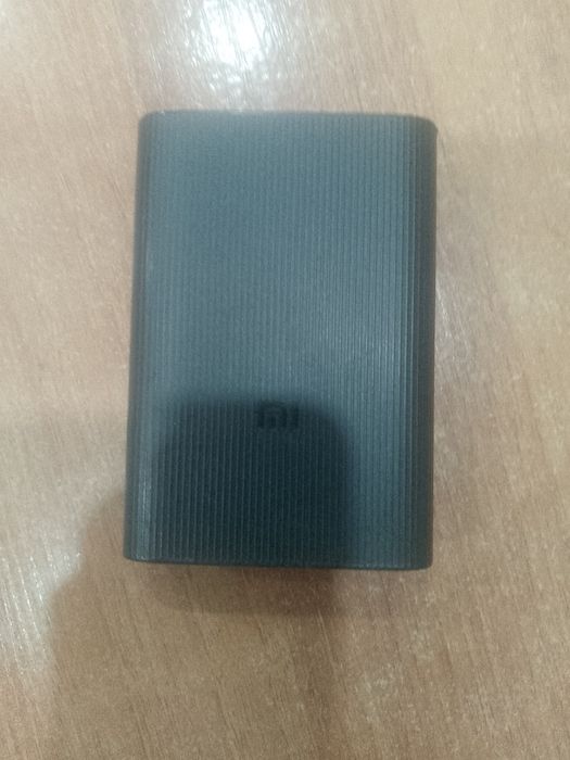 Продам повербанк ml