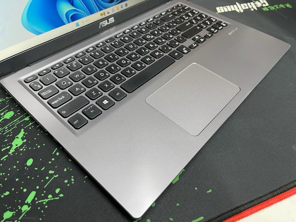Ноутбук Asus X515E-Core i3-1115G4|4GB|SSD256GB|UHD Graphics|
