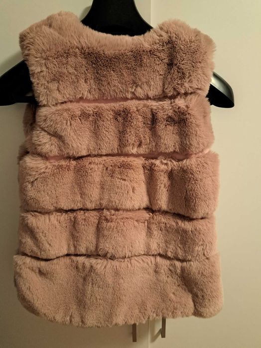 Vesta dama blana roz