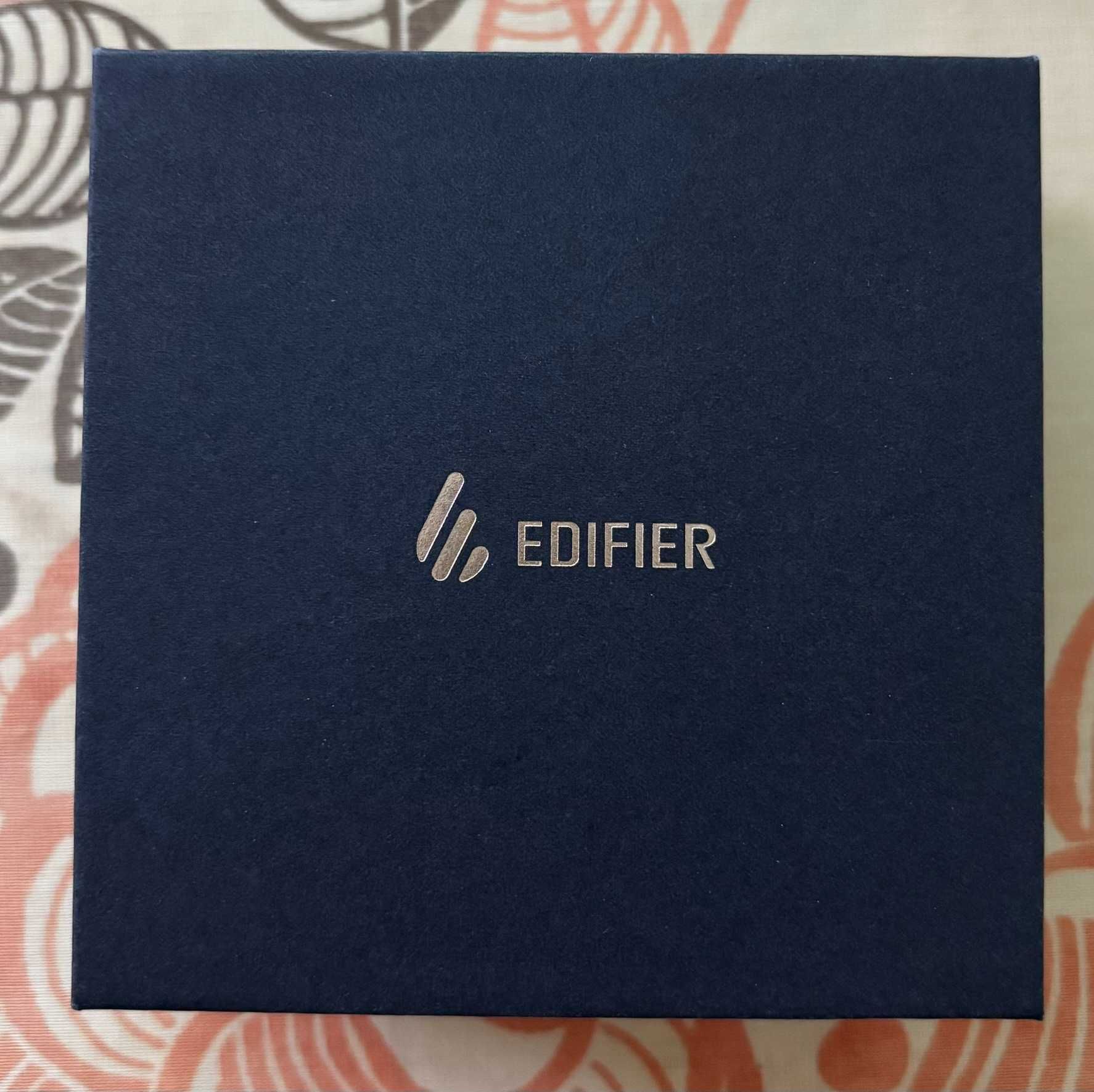 Продавам безжични слушалки Edifier TWS1 Pro