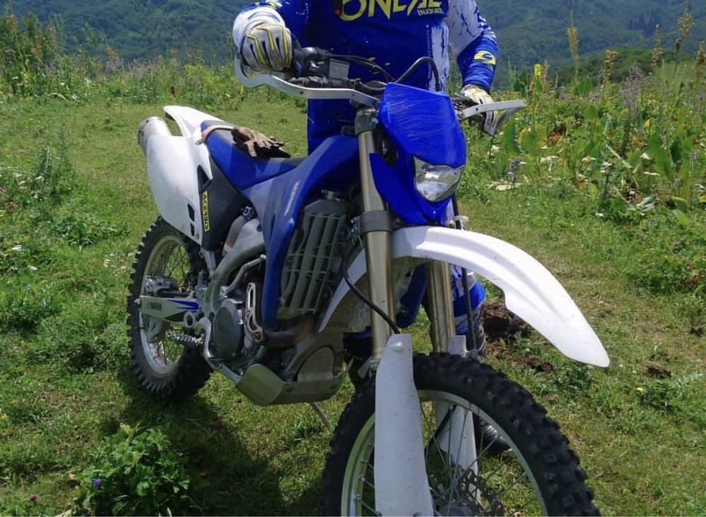 Продам мотоцикл эндуро Yamaha 450f
