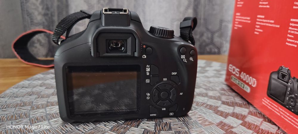 Aparat foto Canon EOS400D