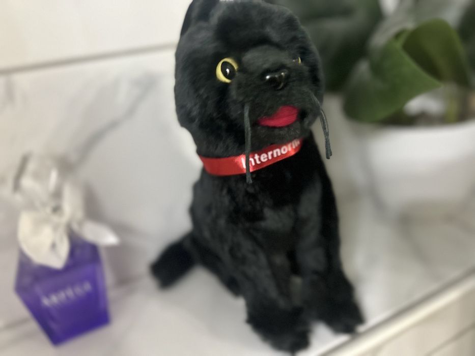Плюшена играчка черно кученце перфектна