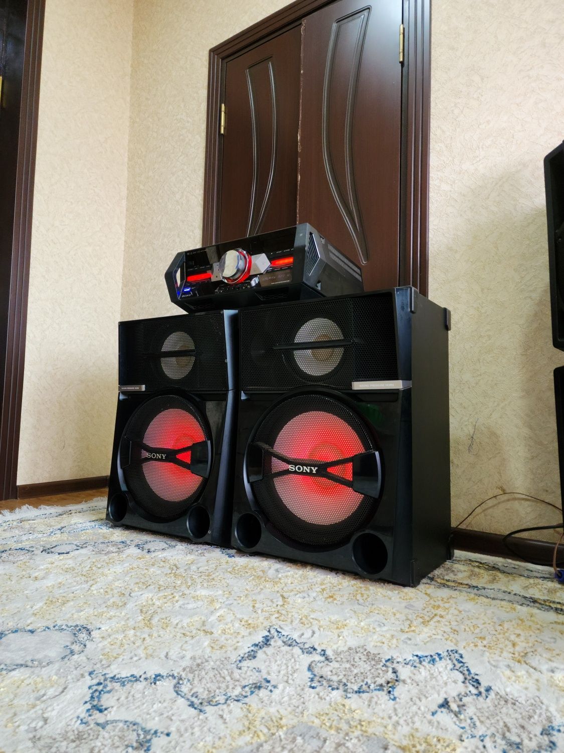 SONY SHAKE музыкальный центр