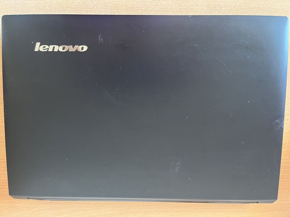 Лаптоп Lenovo