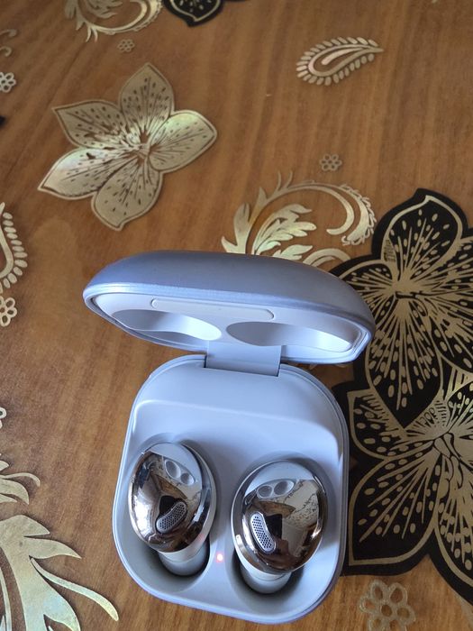 Наушники Galaxy buds pro