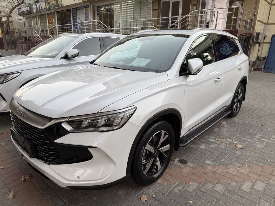Продаётся BYD Song Pro DM-1  71 км Гибрид 2024г цвет белый