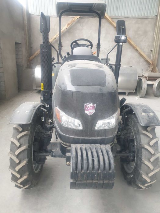 Трактор FARMLEAD 404