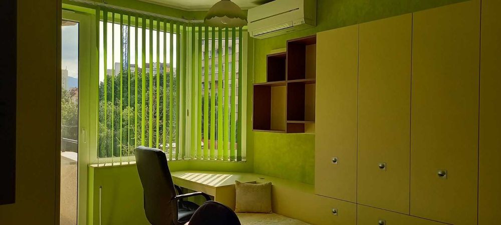 Дава се под наем Тристаен апартамент в София, Красно село - 78 кв.м за 663 € - Снимка #6