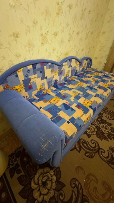 Отдам даром тахту самовывоз