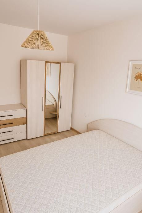 Дава се под наем Тристаен апартамент в Варна, Възраждане 1 - 77 кв.м за 650 € - Снимка #3