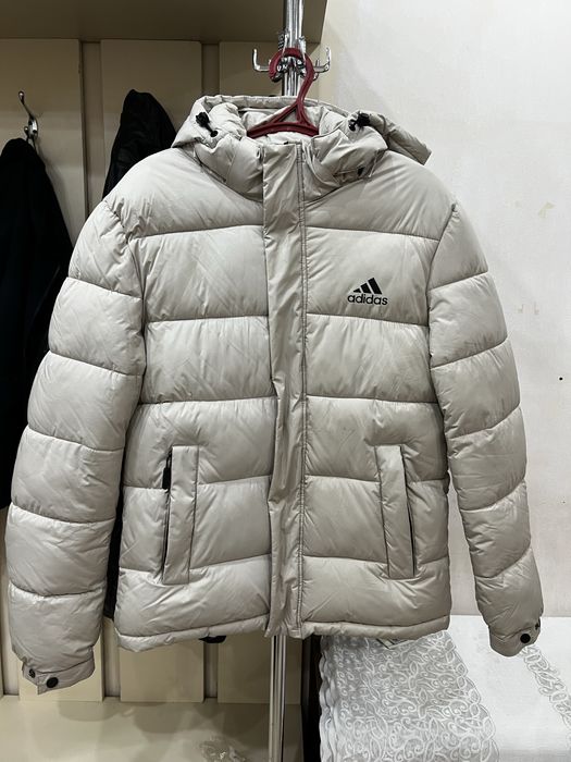 Продам куртку зимний за 8000 тг.