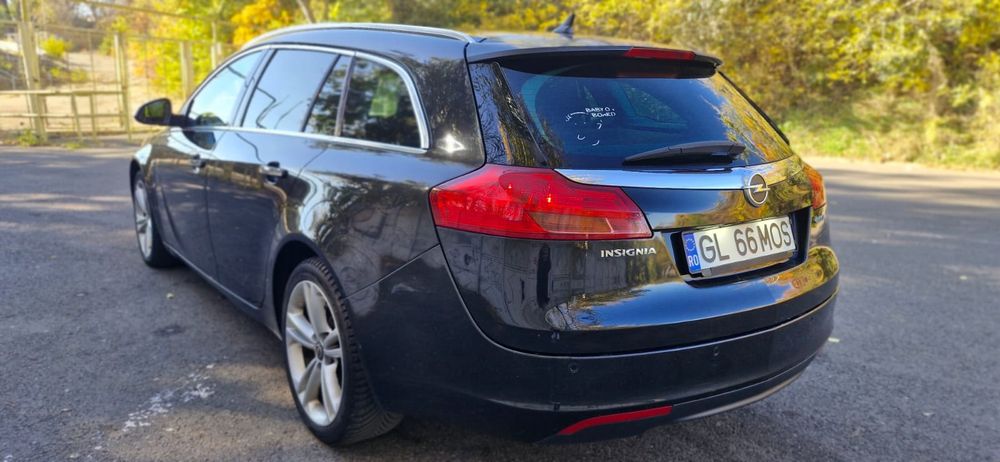 Vind Opel Insignia 2012 Euro 5. Motor 1980cm diesel.