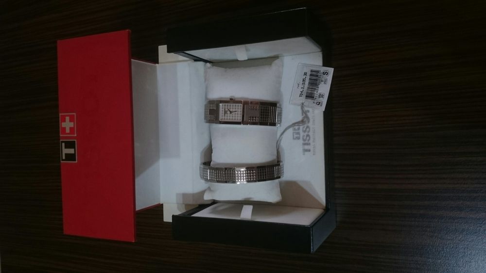 Ceas dama Tissot T Minisquare + brățară