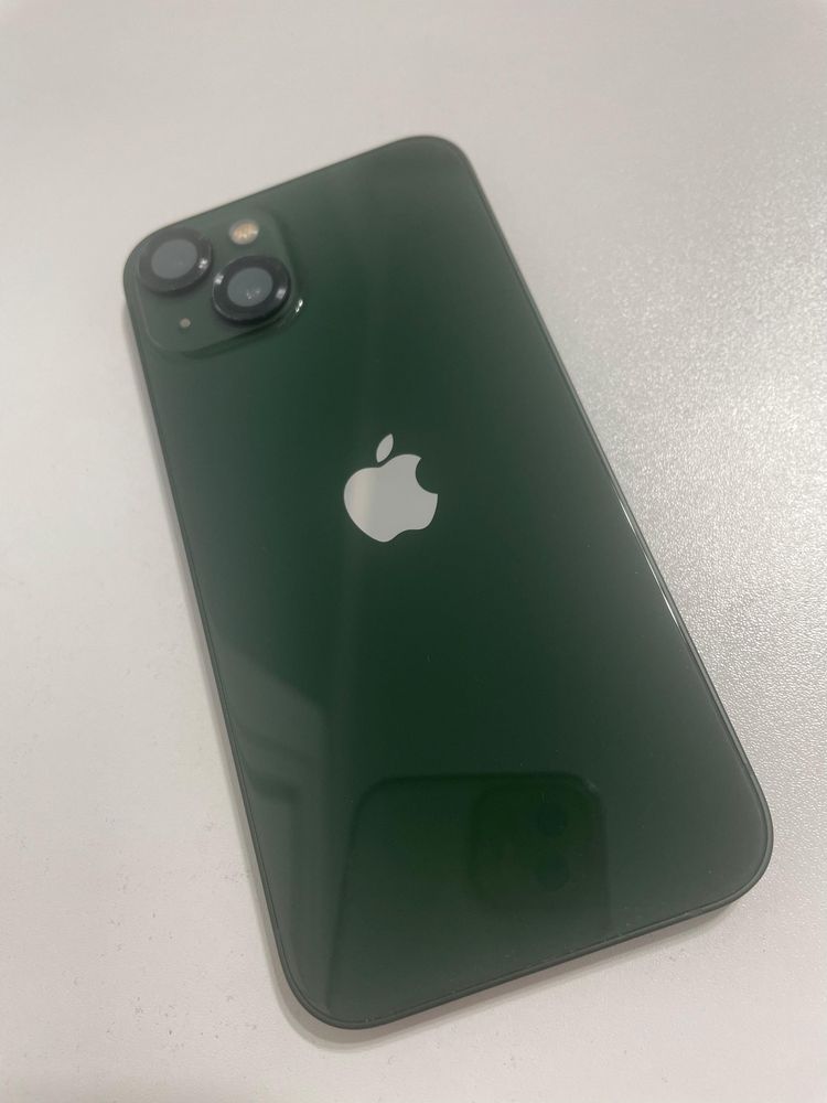 IPhone 13 в идеальном состоянии