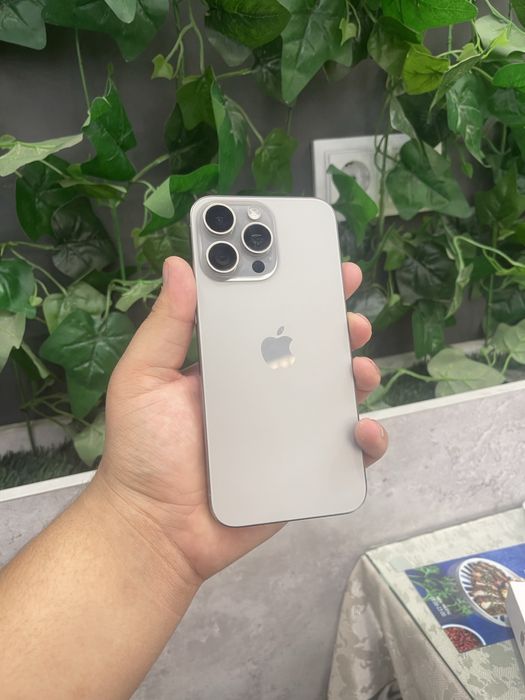 Iphone 15 pro max holati chotki