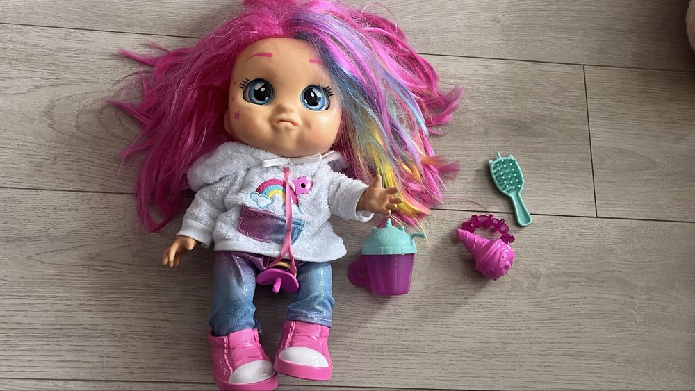 Papusa Cry Babies cu expresii faciale