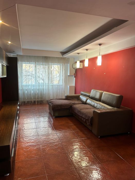 Apartament 4 camere