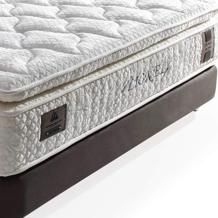 Тапицирано легло Lionel Сив Диамант