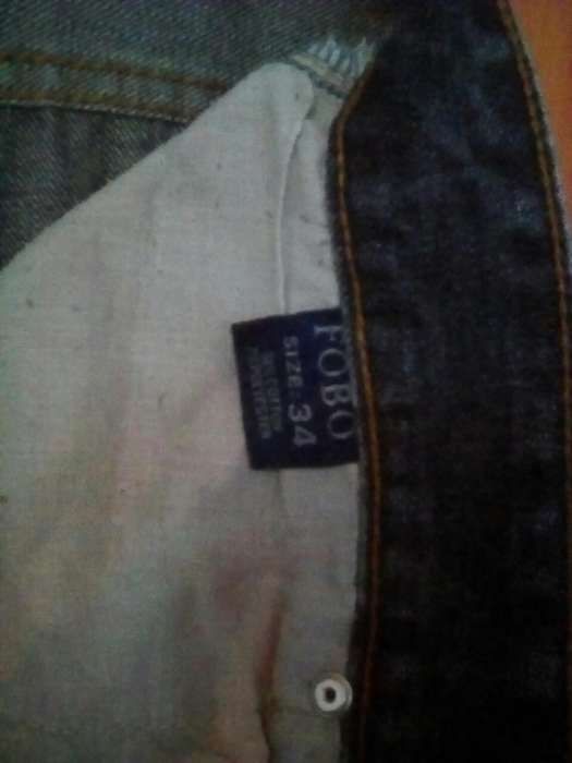 Vând pantaloni bărbați