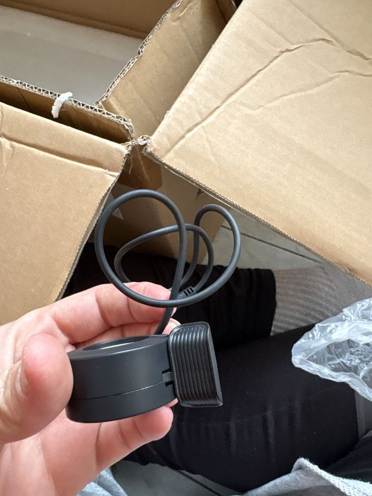 Електромотор с батерия  и дисплей