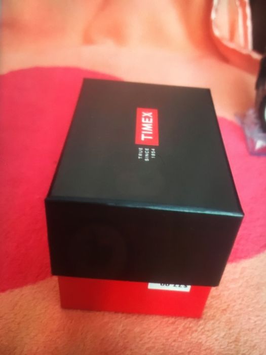 Vand ceas timex,ca nou