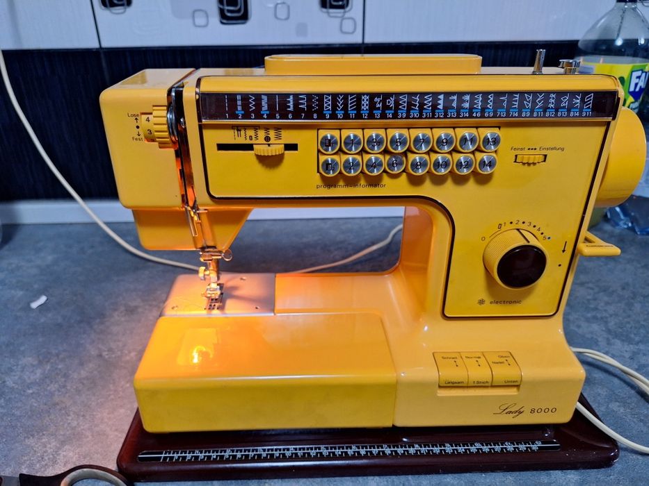 Masina de cusut pfaff