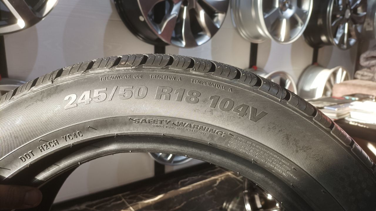 KUMHO Tire TA71 245/50R18