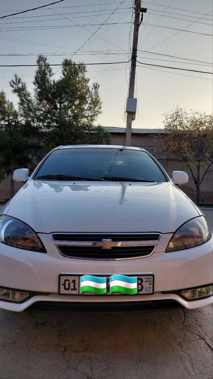 Gentra sotiladi srochno