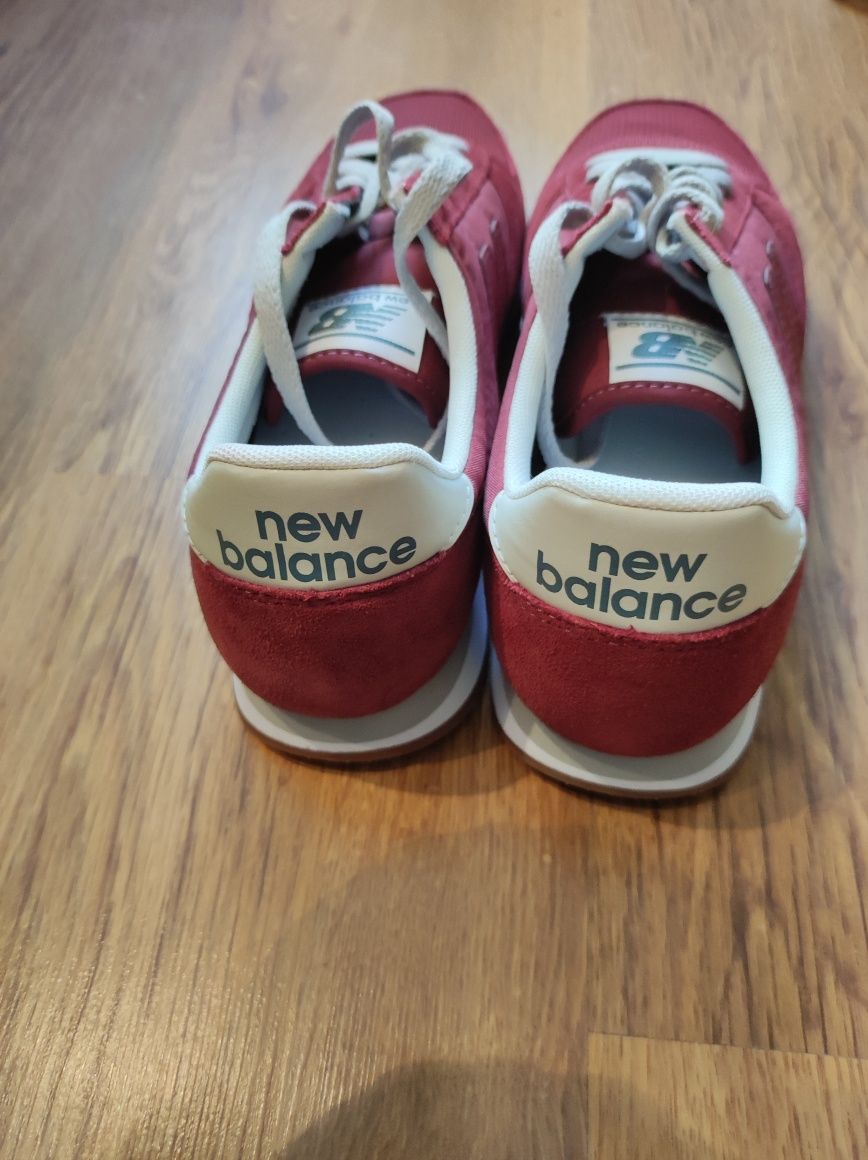 New Balance 44 номер