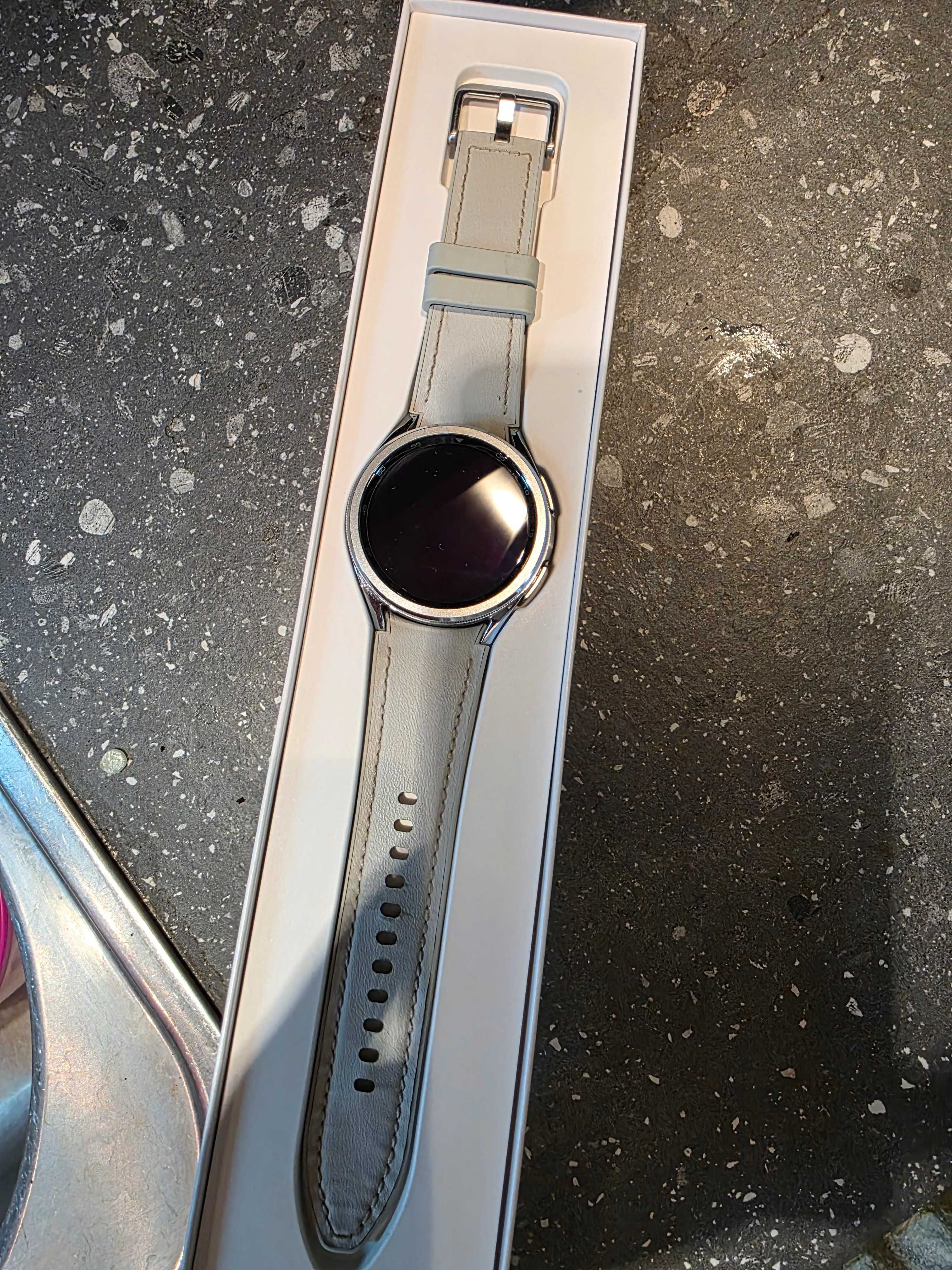 Samsung Galaxy Watch6 43mm в гаранция