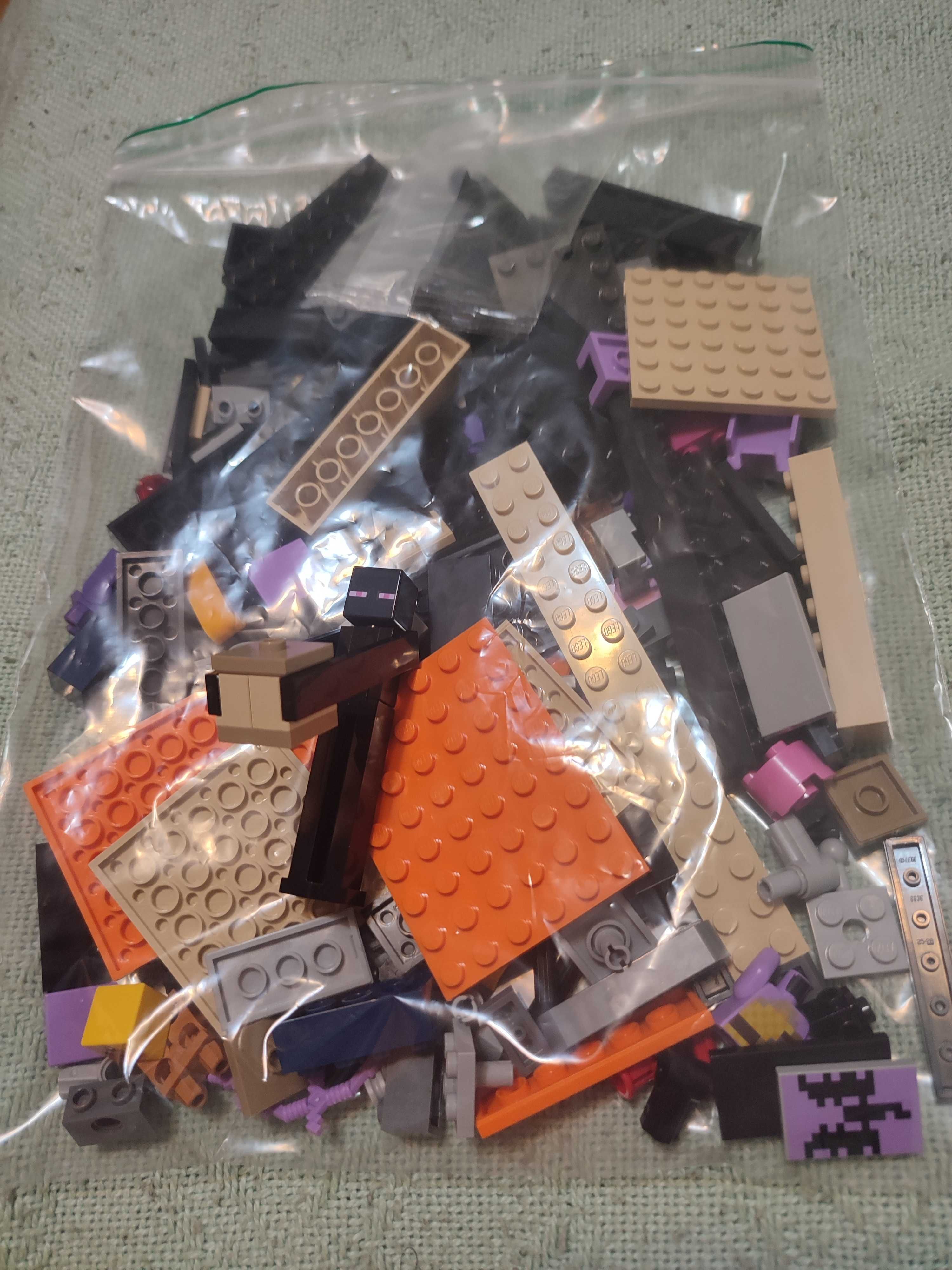 Lego Minecraft Arena 21242