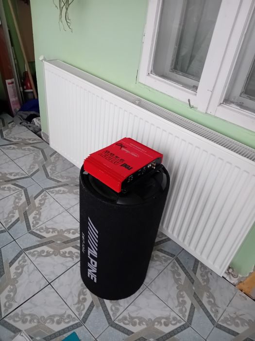 Vând subwoofer alpina + amplificatar