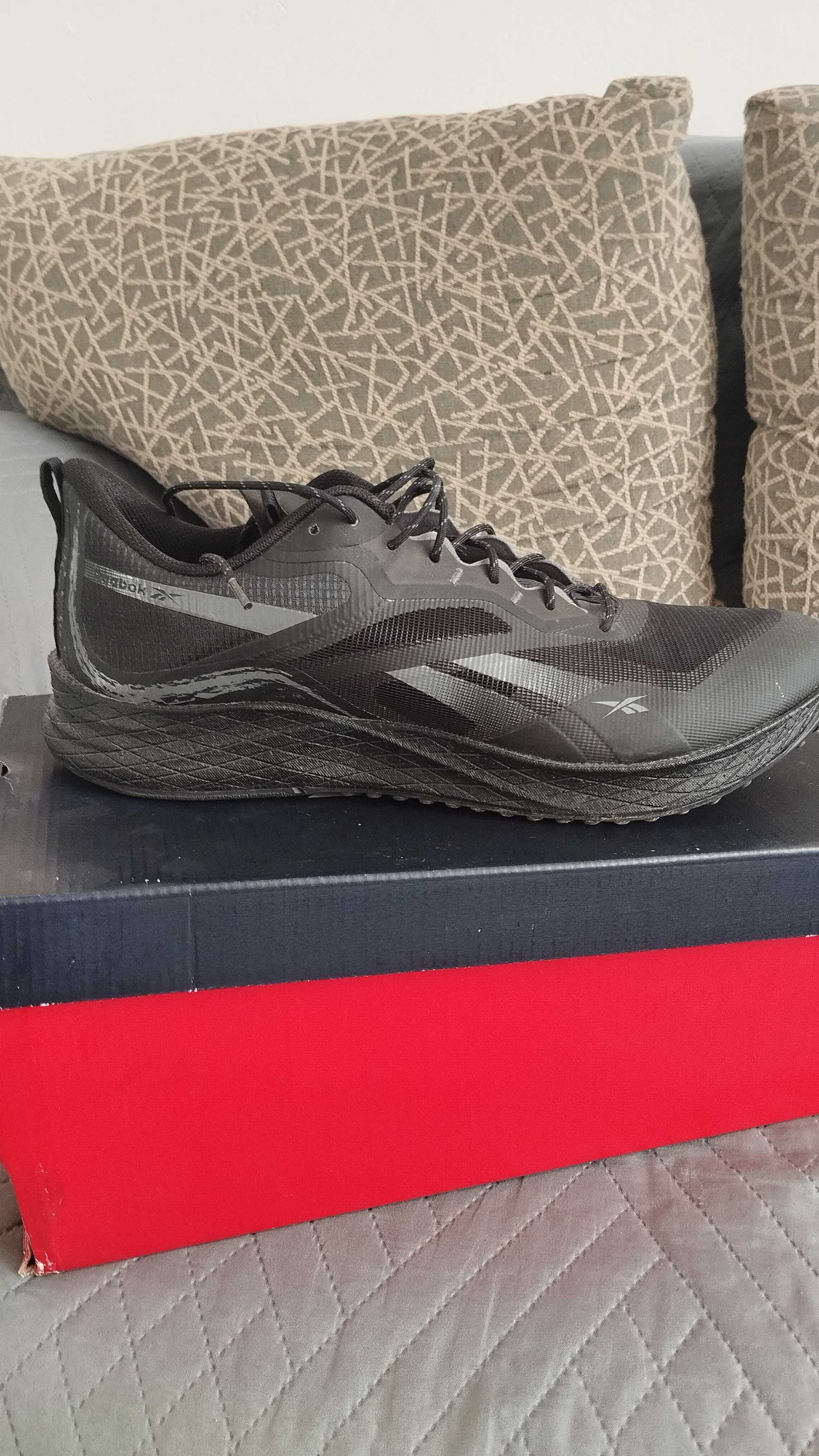 Нови мъжки маратонки Reebok