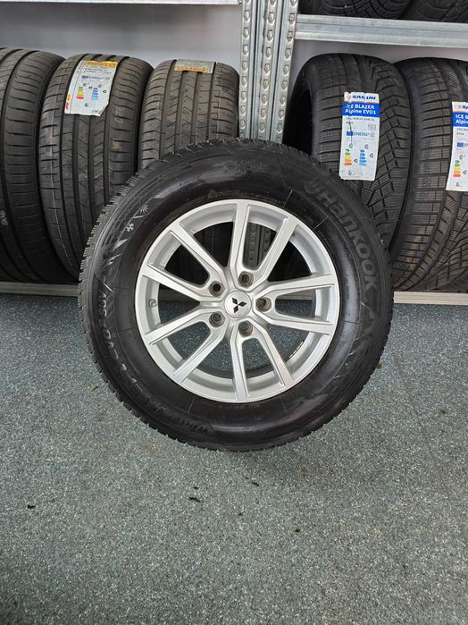 Jante Mitsubishi ASX Anvelope Hankook I Cept Evo2 Suv 215 70 R16