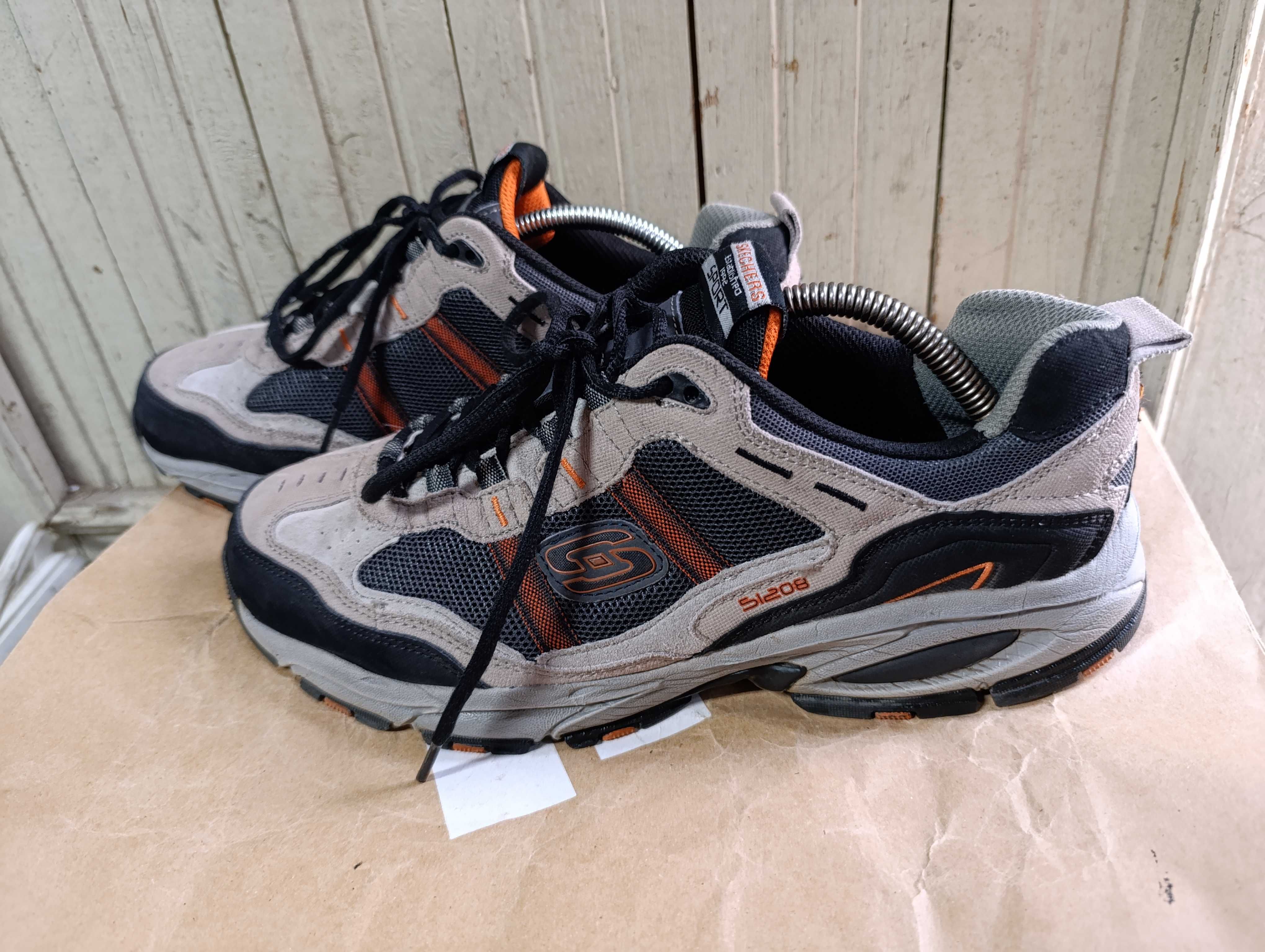 ''Skechers''оригинални сникърси 45 номер