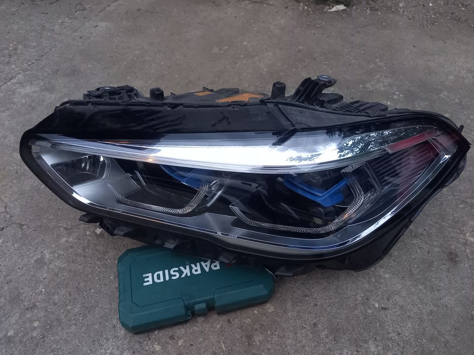 Far stanga BMW X5 X6 G05 G06 laser