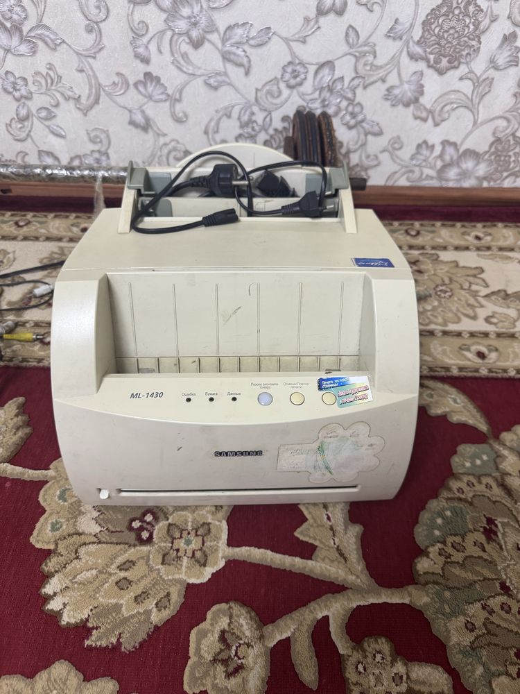 Лазерный принтер Samsung ML-1430