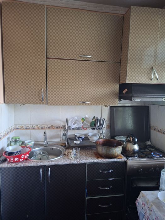 4 хонали уй ижарага берилади. Метро туронга якин