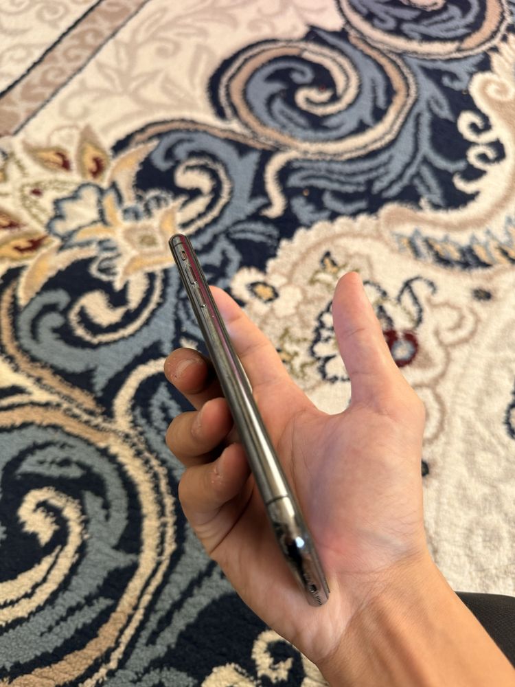 Iphone xs holati zor