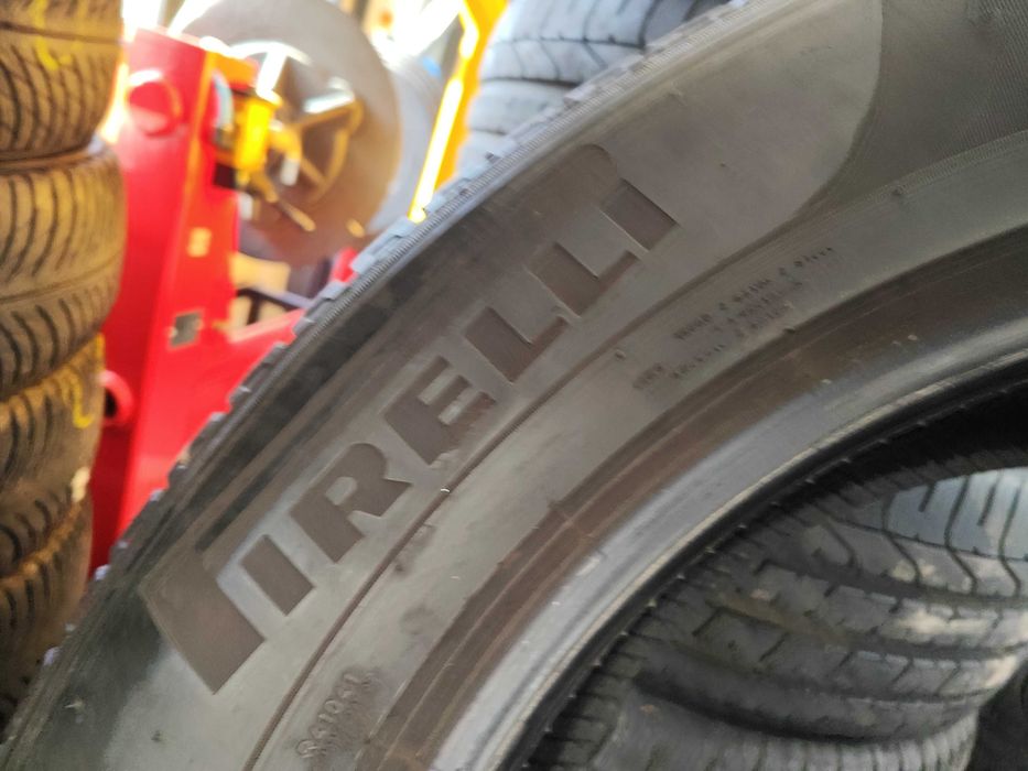 4бр. зимни гуми 255/60/20 Pirelli