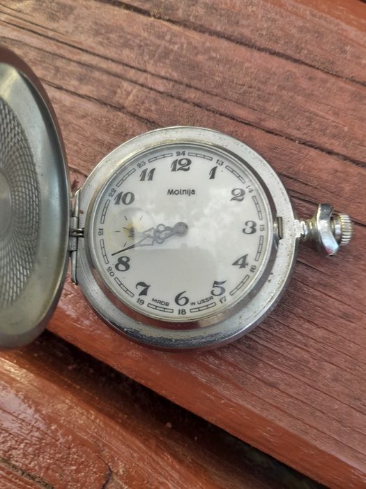 Джобен часовник мълния