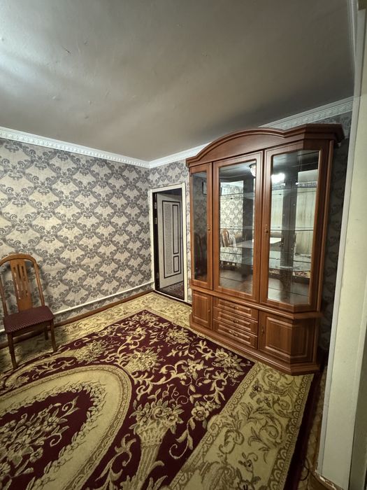 Квартира ватнийда 3 хоналик 4 хона килса булади