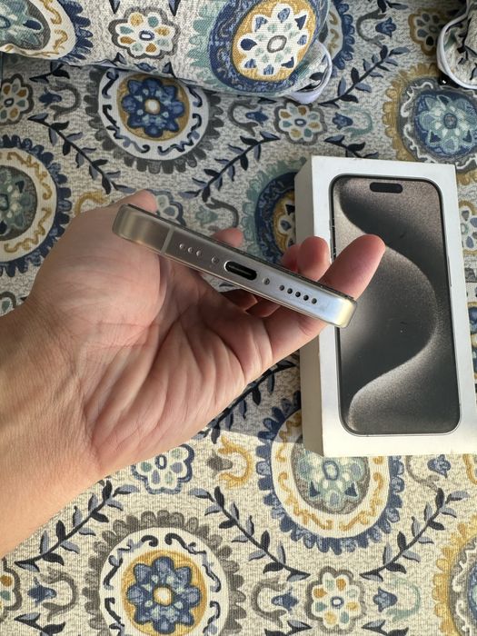 iPhone 15 Pro 128GB Natural Titanium LL/A