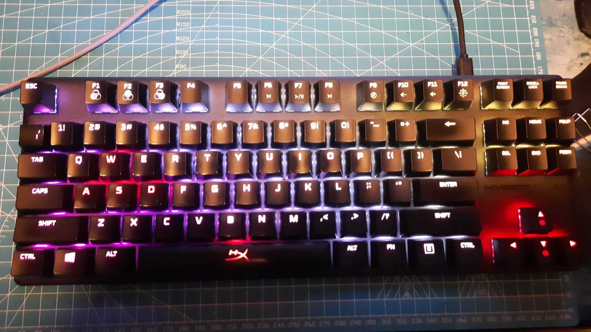 Tastatura Gaming logitech G  hyperX ThermalTake Steelseries